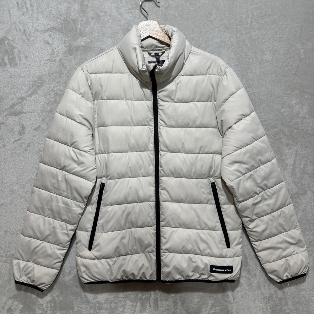 Abercrombie & Fitch Puffer Jacket Women's XS Contrasting Black Zipper Detailing